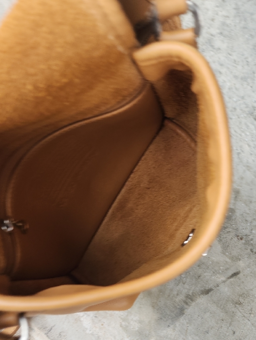 Coach Vintage Tan Crossbody Saddle Bag with Turn-Lock - Picture 12 of 16